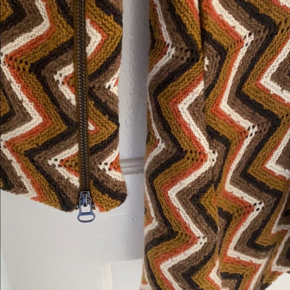 Patterned Sweater Dress - Picture 3 of 3